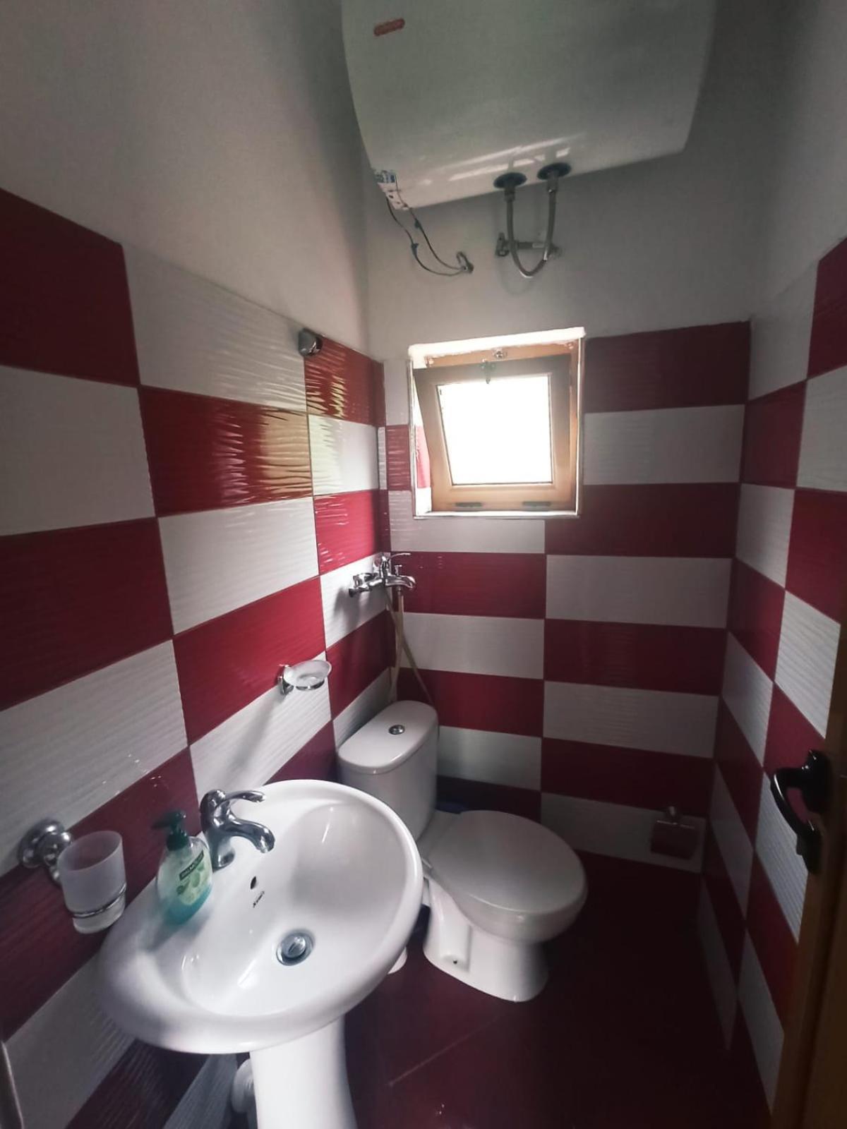 Villa Neimi Ксамил Екстериор снимка
